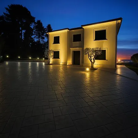 Dei Gelsomini Villa *